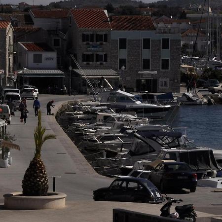 Apartman Zana Vodice Zewnętrze zdjęcie