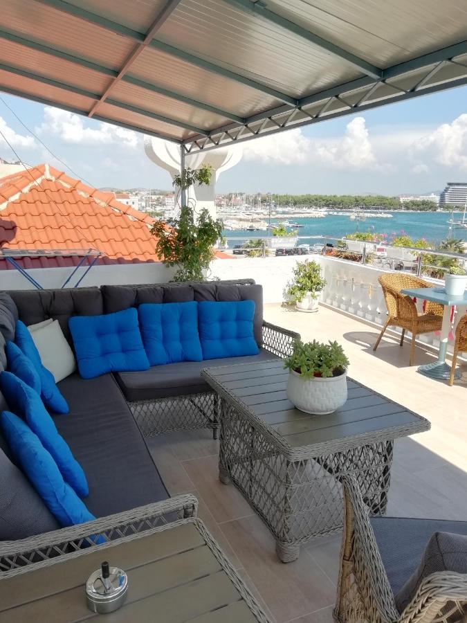 Apartman Zana Vodice Zewnętrze zdjęcie