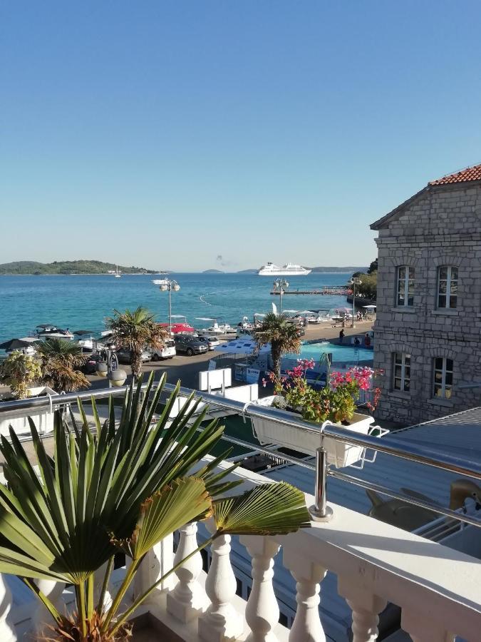 Apartman Zana Vodice Zewnętrze zdjęcie