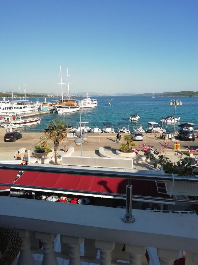 Apartman Zana Vodice Zewnętrze zdjęcie