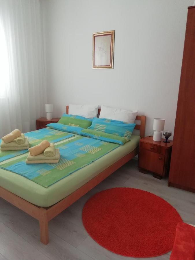 Apartman Zana Vodice Zewnętrze zdjęcie
