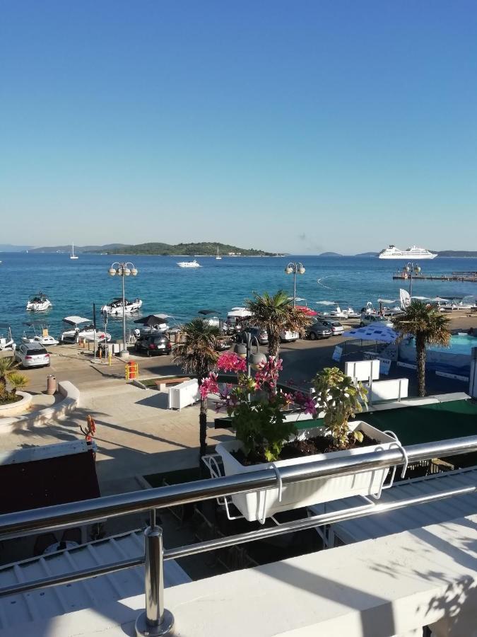 Apartman Zana Vodice Zewnętrze zdjęcie