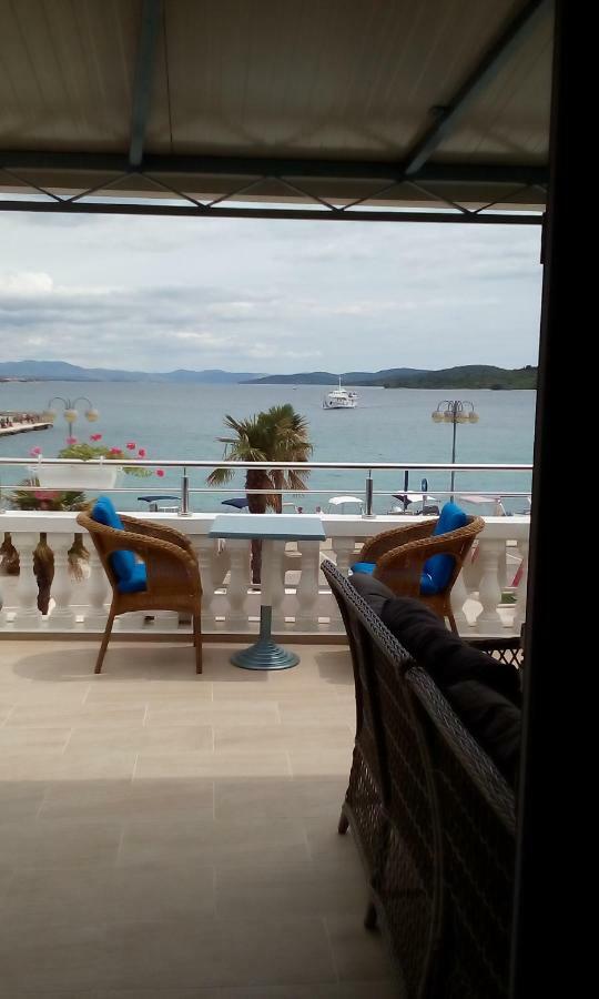 Apartman Zana Vodice Zewnętrze zdjęcie