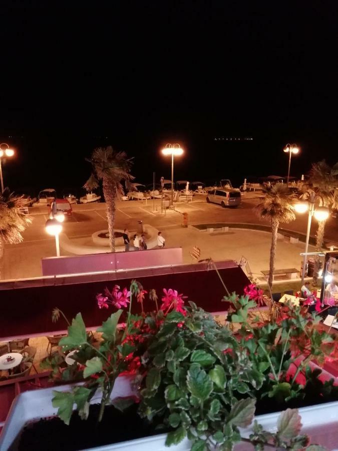 Apartman Zana Vodice Zewnętrze zdjęcie